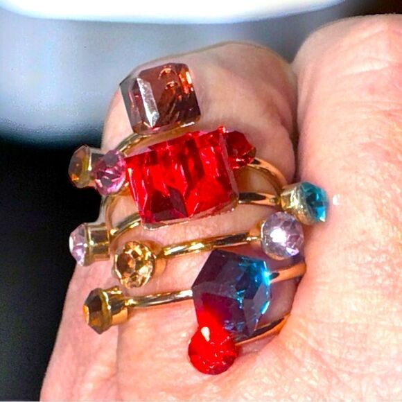 Fancy Cocktail Ring l Multi-Faceted  Gold Band l Size 6 l New - Picture 8 of 14